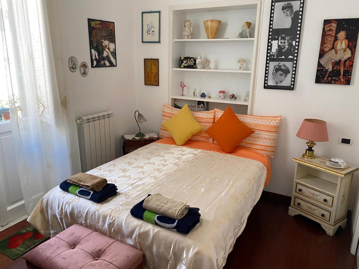 Edo Apartament Ostia Buitenkant foto