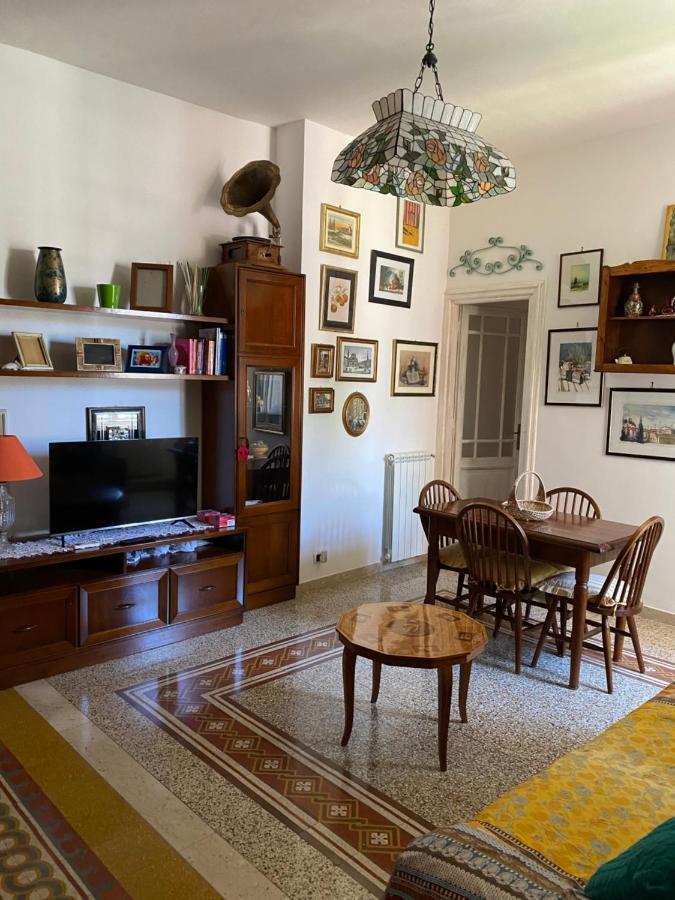 Edo Apartament Ostia Buitenkant foto